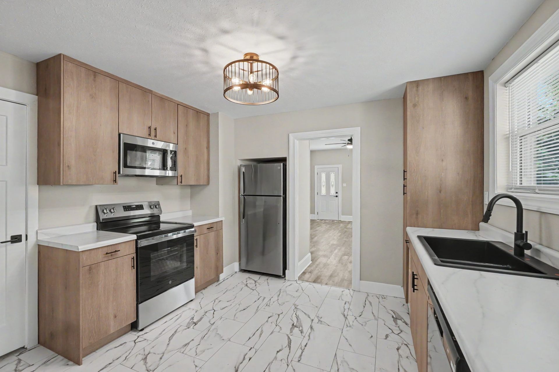Belleville home, kitchen with refrigerator and range